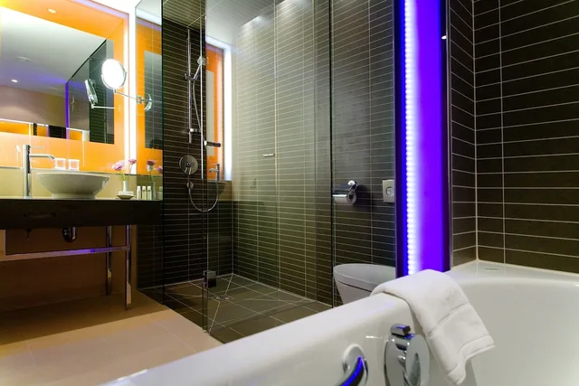 جناح جونيور بسرير مزدوج مع أريكة، Vienna House by Wyndham Andel's Cracow 3/4