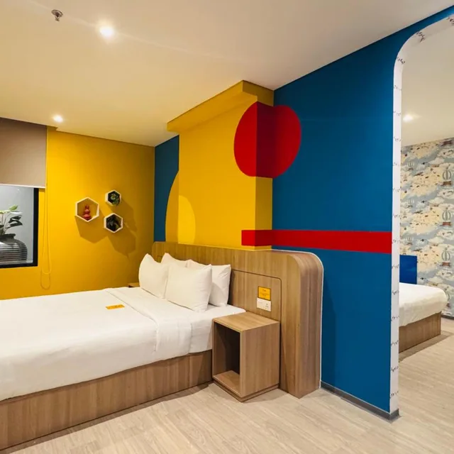 2 Bedrooms, Water Park, Family، Yellow Bee Resort Cililitan 1/6