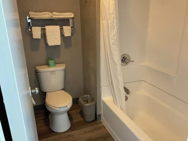 غرفة قياسية بسريرين مزدوجين للمدخنين، Motel6 Odessa 4/8