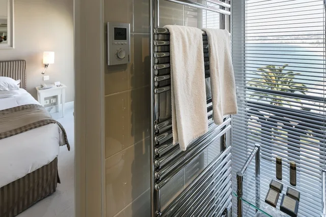 غرفة تقليدية مفردة بسرير مزدوج، Hotel Suisse Nice 6/6