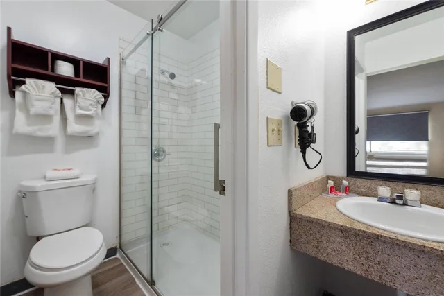 غرفة بسرير كوين، Econo Lodge Cortez near Mesa Verde 4/8