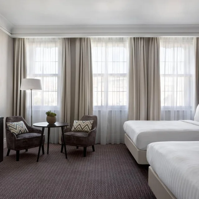 غرفة ديلوكس عائلية بسريرين مزدوجين، Bristol Marriott Royal Hotel 3/6