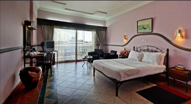 غرفة قياسية مفردة، Sentrim Castle Royal 1/5