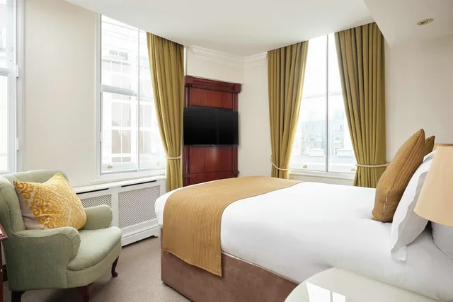 غرفة سوبيريور بسرير كوين، Executive Rooms London Kensington 4/10