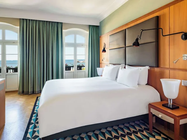 Luxury, Queen Bed, Sea Side, Balcony، Sofitel Grand Sopot 6/10