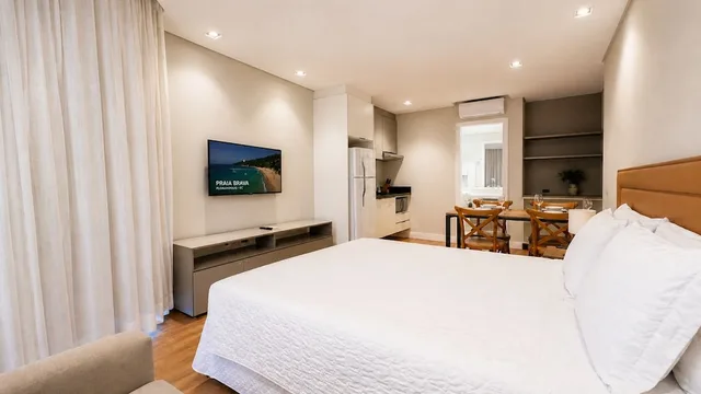 استوديو بريميوم بسرير كوين مع أريكة، Hotel Praia Brava 1/2