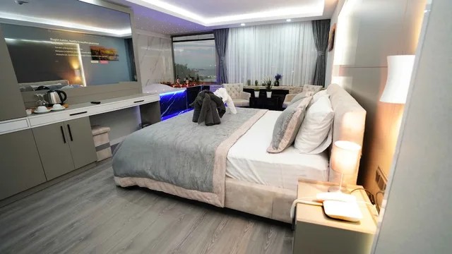 غرفة بريميوم بسرير مزدوج، Cevheri S Hotel 2/5