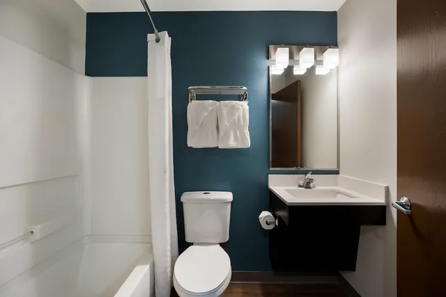 غرفة قياسية بسرير مزدوج، WoodSpring Suites Orlando West - Clermont 4/4