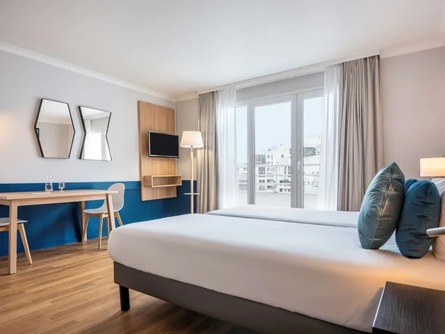 Apartment, 2 Double Beds, Sofa, Adagio La Defense Kleber 4/9