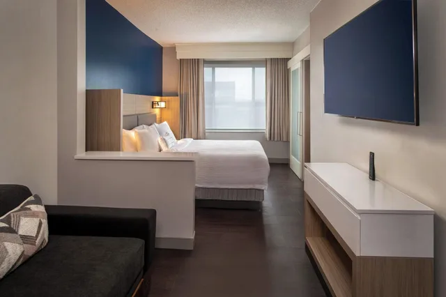 جناح لذوي الإعاقة، Springhill Suites Herndon Reston 1/3