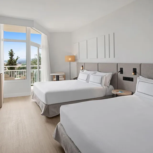 غرفة غراند بريميوم بسرير كينج، Melia Lloret De Mar 2/10