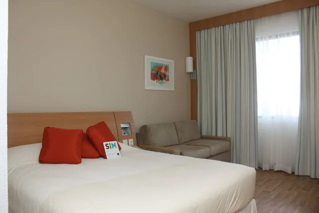 غرفة سوبيريور بسرير مزدوج مع أريكة، Novotel Porto Alegre Tres Figueiras 3/10