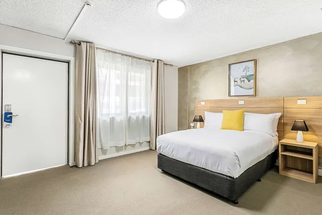 Room, Double Bed, Accessible, Quality Inn Sunshine Haberfield 1/4