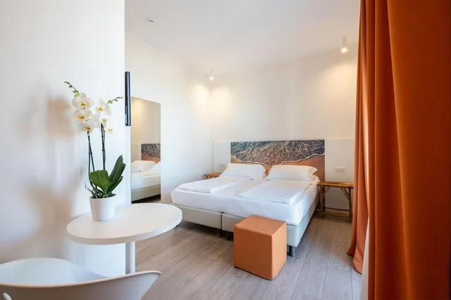 غرفة سوبيريور بسرير مزدوج أو سريرين منفصلين، Hotel Mediterraneo 1/2