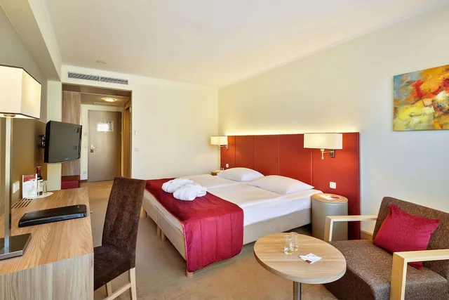 Superior, Twin Beds, Hotel Schillerpark Linz A Member of Radisson Individuals 2/8