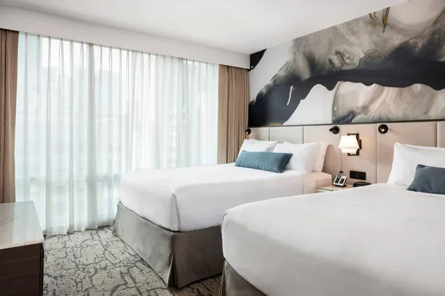جناح بسريرين كوين، Delta Hotels by Marriott Vancouver Downtown Suites 1/4