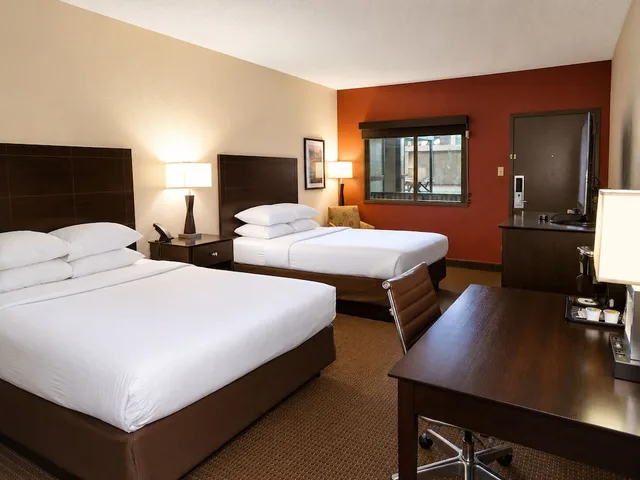 غرفة بسريرين كوين لذوي الإعاقة، The Eddie Hotel Gillette 1/4