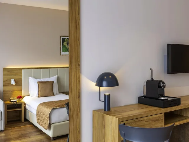 غرفة سوبيريور بسريرين منفصلين بشرفة، Movenpick Resort and Spa Fruske Terme 8/10