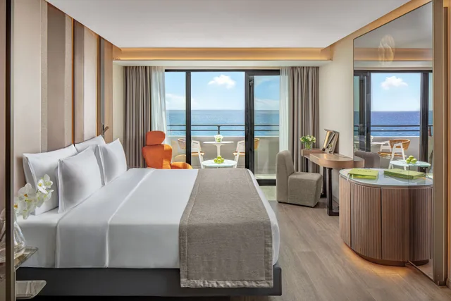 غرفة سوبيريور بإطلالة على البحر، Amathus Beach Hotel Limassol 3/4