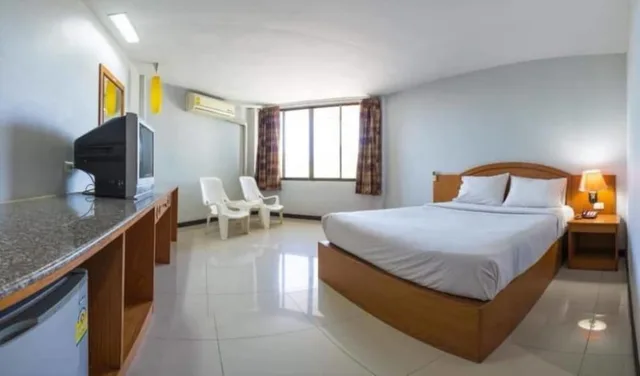 غرفة قياسية بسرير كوين، Sport Inn 2/2