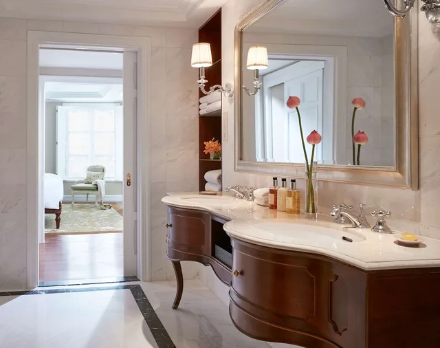 جناح تنفيذي بسرير كينج، Park Hyatt Saigon 7/10