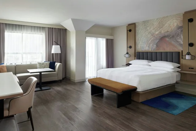 Executive, King Bed, Kingston Market Square Hotel 1/4