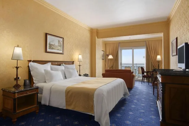 غرفة عائلية بسرير مزدوج بإطلالة على البحر، Delta Hotels by Marriott Giardini Naxos 1/1