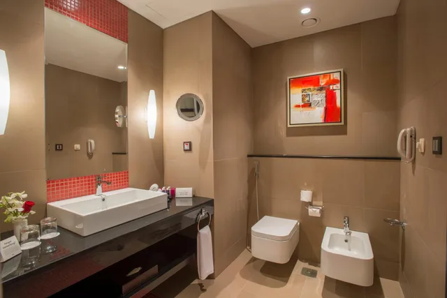 جناح بسرير كينج بغرفة نوم واحدة، كراون بلازا آر دي سي الرياض - فندق و مركز مؤتمرات(Crowne Plaza Riyadh Itcc) 5/5