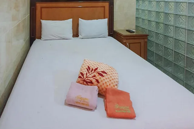 غرفة قياسية بسرير مزدوج، OYO 3727 Homestay Gayatri Sawojajar 5/10