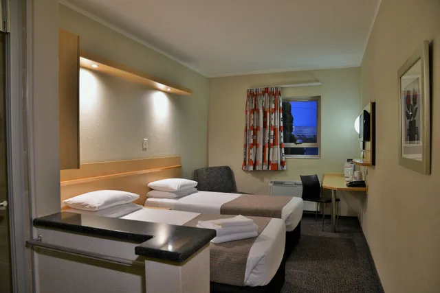 غرفة بسرير مزدوج، Road Lodge Carnival City 5/10