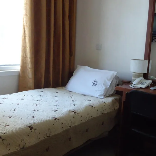 غرفة قياسية مفردة، Rainbow Hotel 5/14