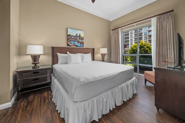 2 Bedrooms, Hokulani, Suite, 2 King Beds, Resort View, 2 Bathrooms, Sofa، OUTRIGGER Honua Kai Resort & Spa 4/10