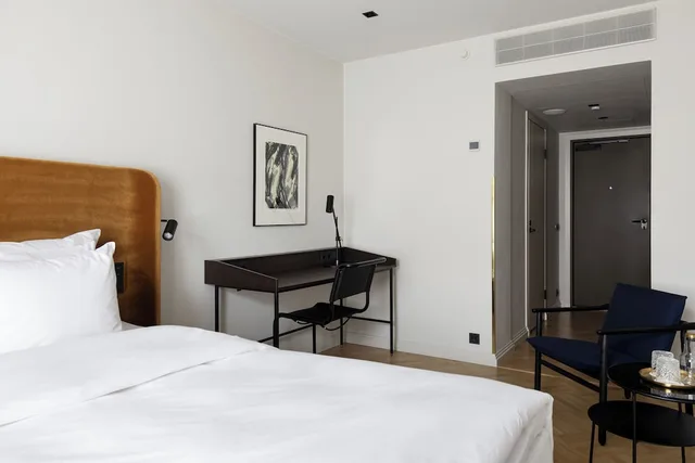 Solo, Queen Bed، Solo Sokos Hotel Torni Helsinki 2/5