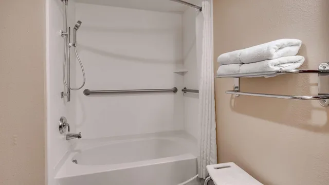 جناح بسرير كوين لذوي الإعاقة، Best Western Plus Surprise-Phoenix NW 8/9