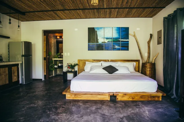 Studio, Suite, King Bed, Pool View, Kitchen, Lua Villas 1/4