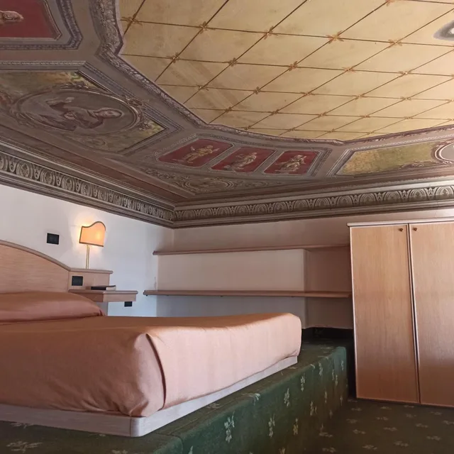 Room, Double or Twin Bed, Sea View, Residence Miramare 1/10