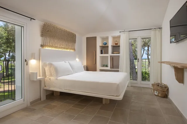 Room, Queen Bed, Garden View, Hotel Masseria Fontanelle 3/4