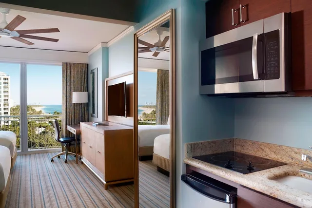 Studio, 2 Queen Beds, Resort View, The Ritz Carlton Key Biscayne 9/10