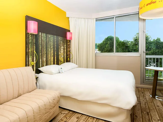 غرفة قياسية بسرير كوين، ibis Styles Dax Miradour 5/10