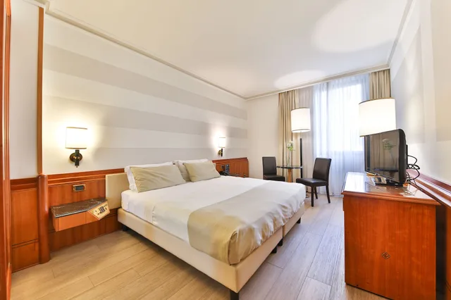 غرفة كلاسيكية مفردة بسرير كينج، Hotel Leon d Oro 3/3