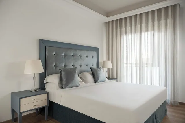غرفة كلاسيكية بسرير مزدوج أو سريرين منفصلين، Grand Hotel Gallia 1/6