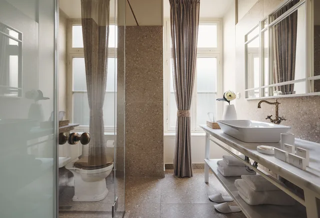 غرفة ديلوكس بسرير كوين بإطلالة على المدينة، Bohemian Suites Athens 4/8