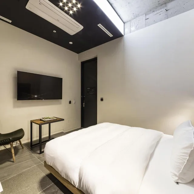 غرفة قياسية بسرير مزدوج، Hotel The Artist Dongseon 5/8