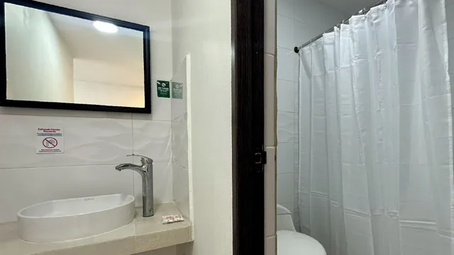 غرفة عائلية ثلاثية، Hotel On Vacation Tower 6/7