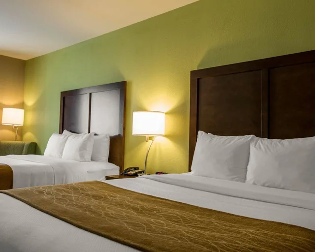 غرفة قياسية بسريرين كوين، Comfort Inn Sylva - Cullowhee Sylva NC 4/7