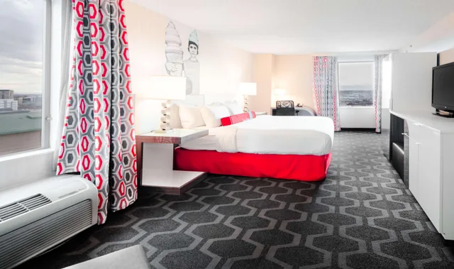 غرفة ديلوكس بسرير كينج، The Curtis Denver a DoubleTree by Hilton Hotel 4/4