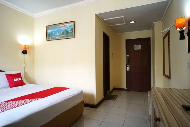 غرفة ديلوكس بسرير مزدوج، OYO 2015 Bandara Hotel Balikpapan 1/7