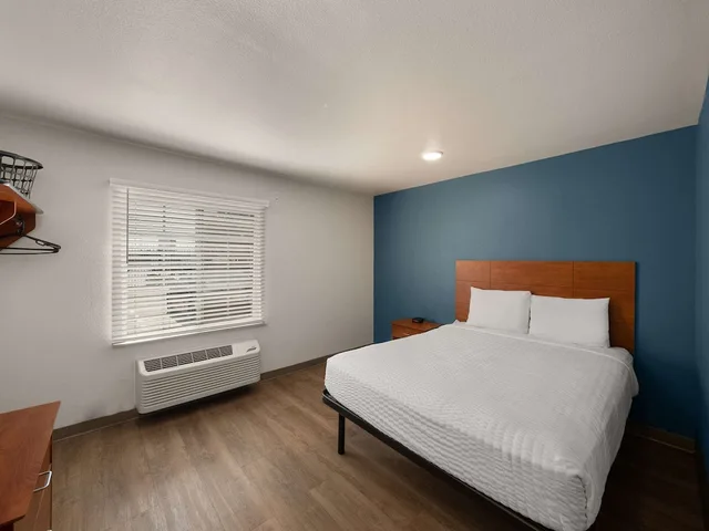 Standard, Double Bed, WoodSpring Suites Rockwall-East Dallas 1/8