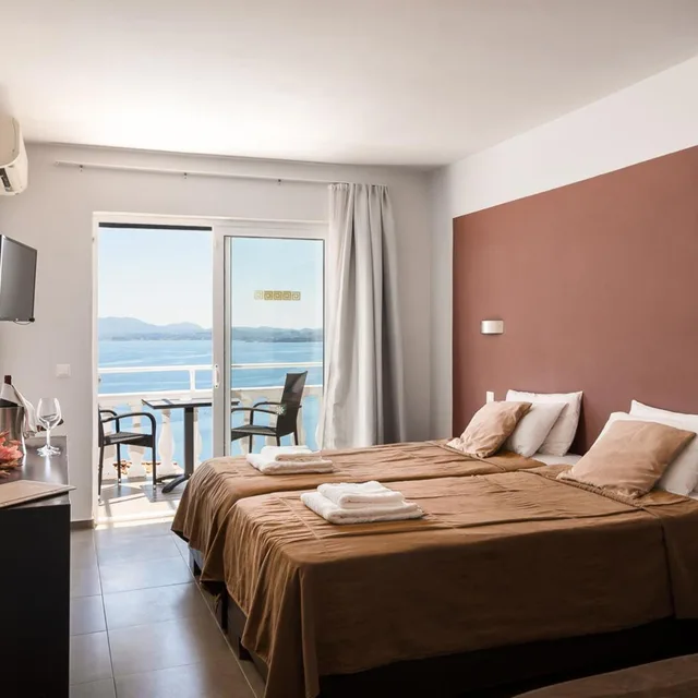 2 Bedrooms, Suite, Pantokrator Hotel 1/10