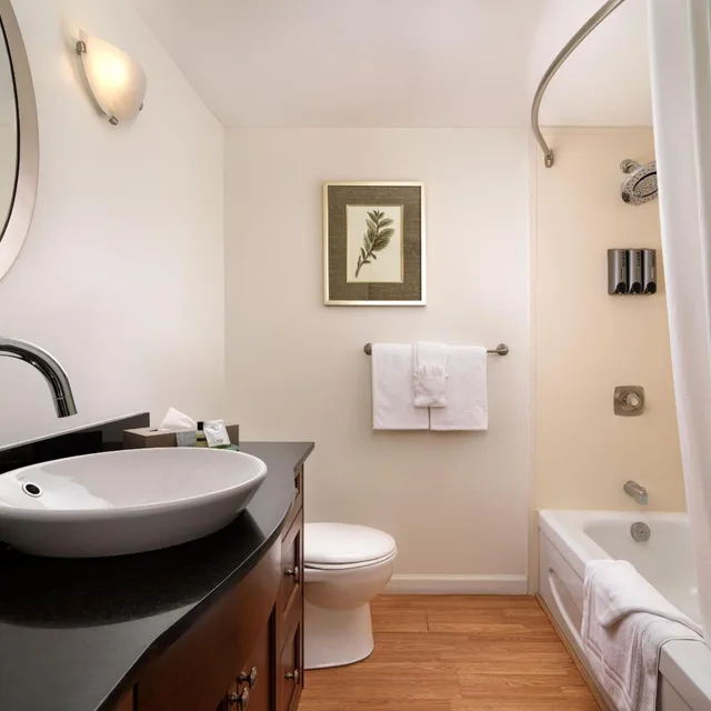 Grand, Dorset, Suite, King Bed، HUNTINGDON MANOR(FORMERLY Huntingdon Hotel & Suites) 7/9